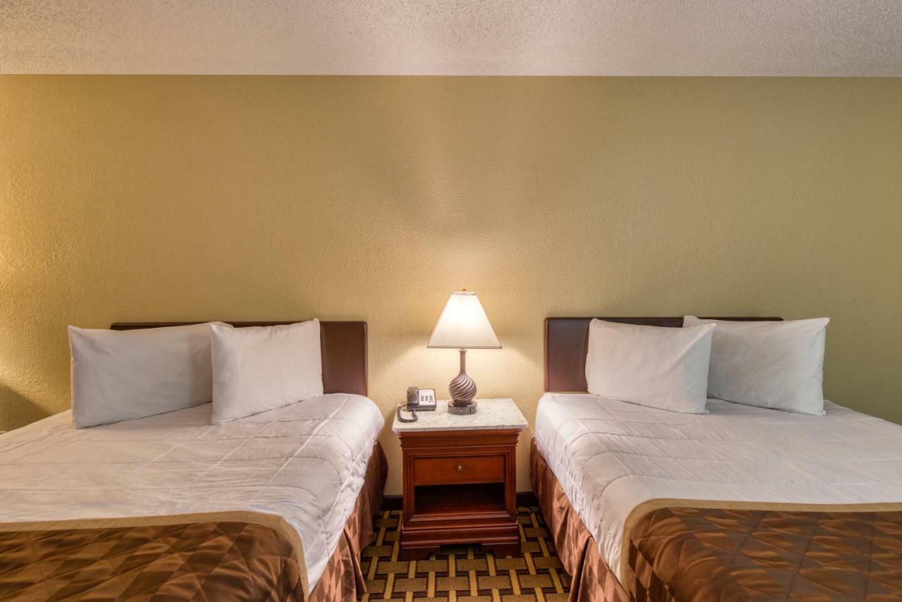 Ellisville Palms Garden Inn מראה חיצוני תמונה