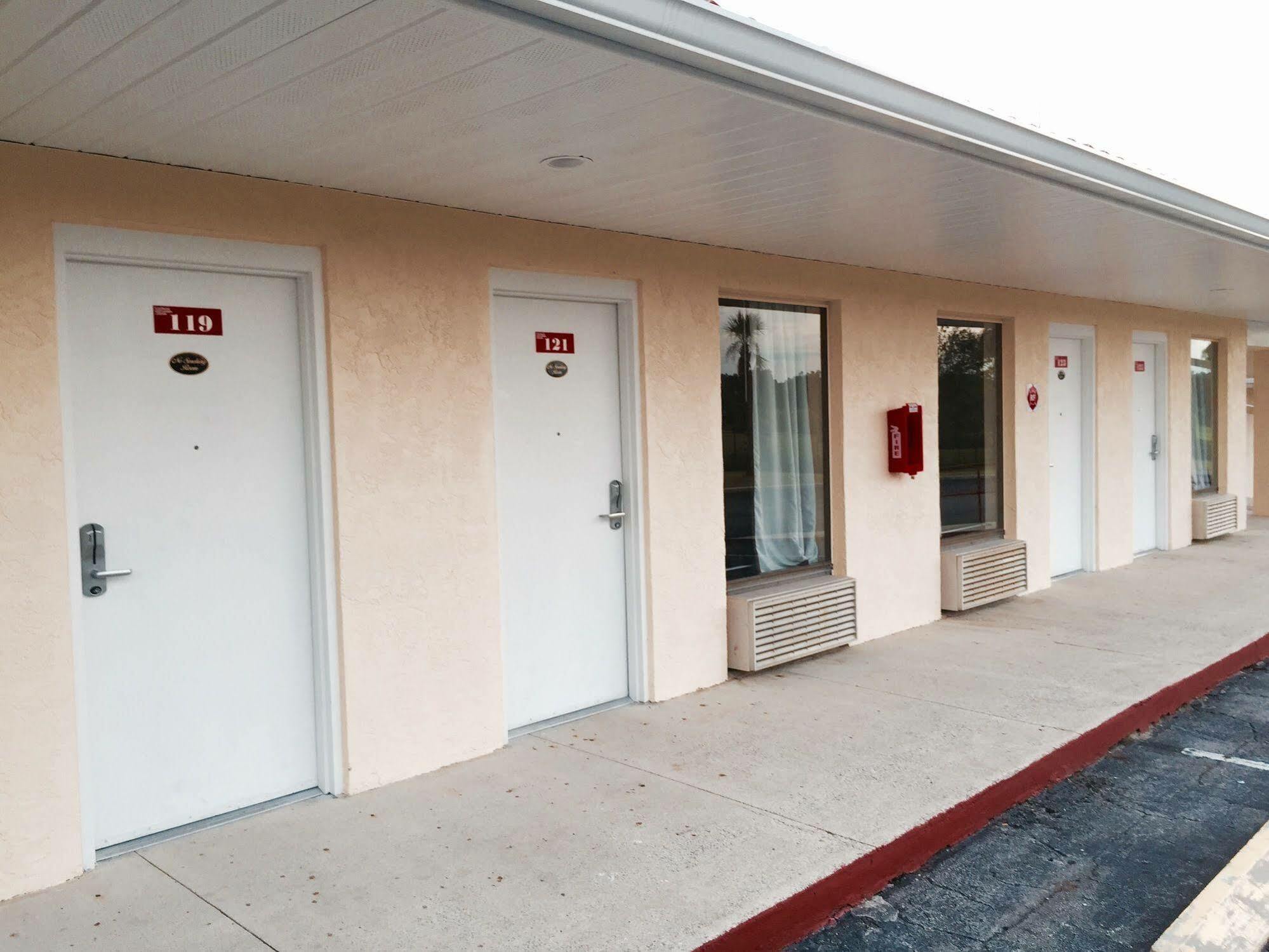 Ellisville Palms Garden Inn מראה חיצוני תמונה